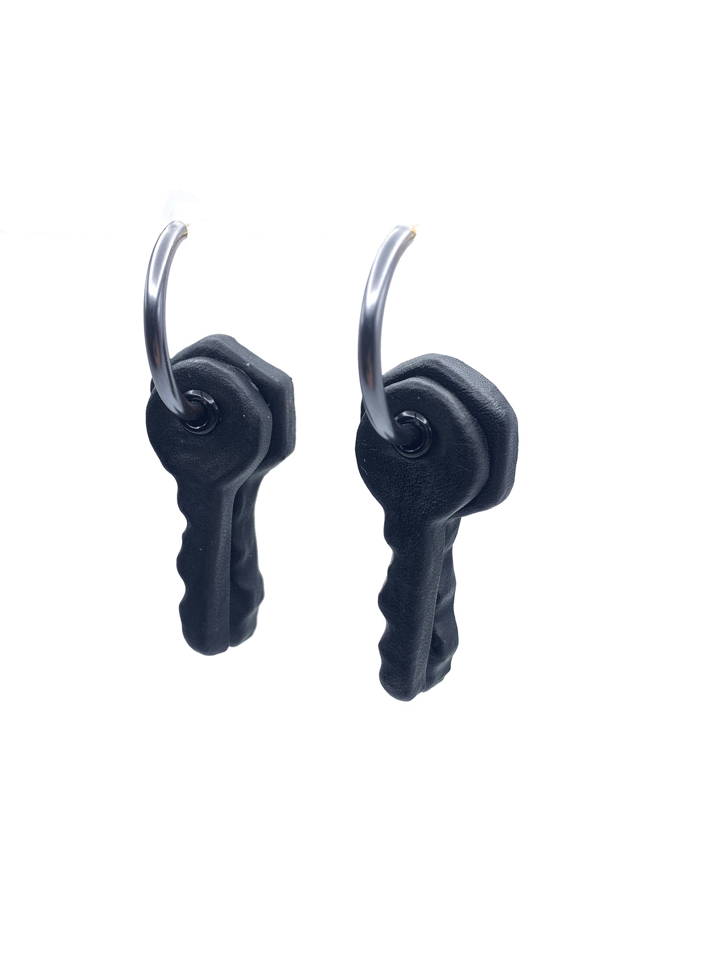 Keys to a Lost Lock (lg hoop double key)