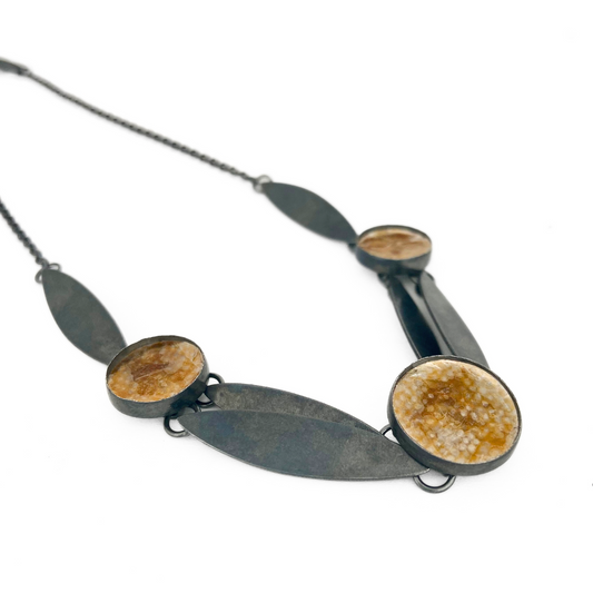 Mica PENDANT: Catcher