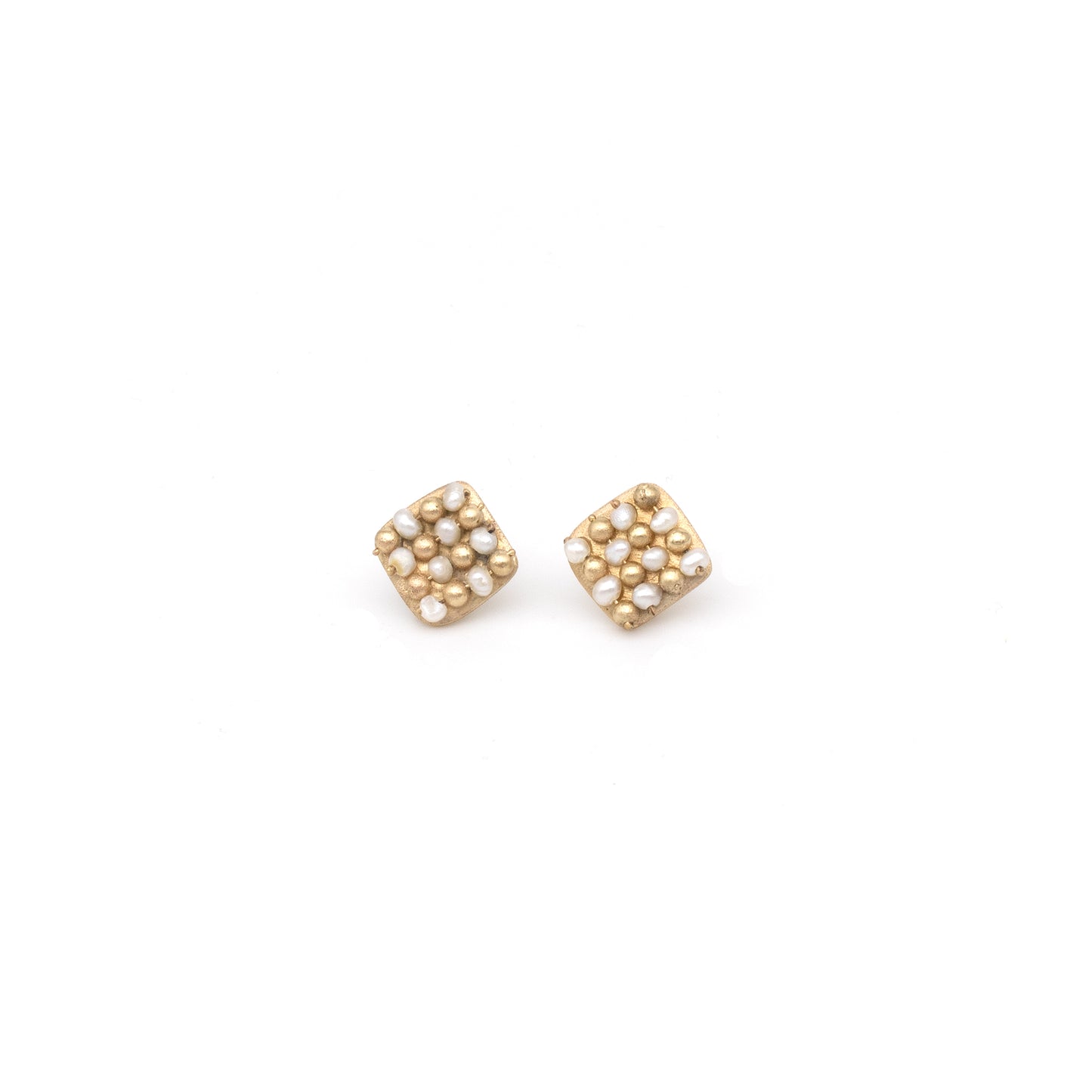 Gold Pearl Checkered Studs