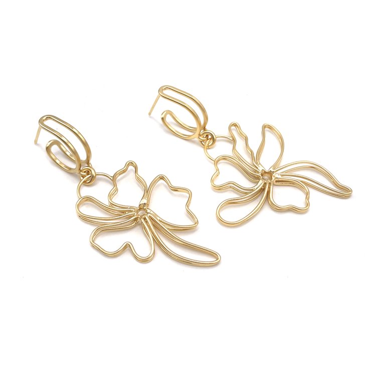 Breezy Floral Earrings