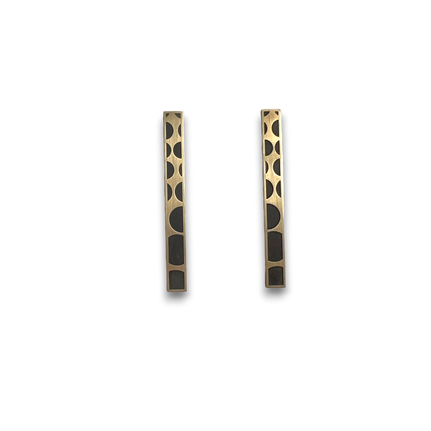 Geo Dot Rectangular Bar Studs