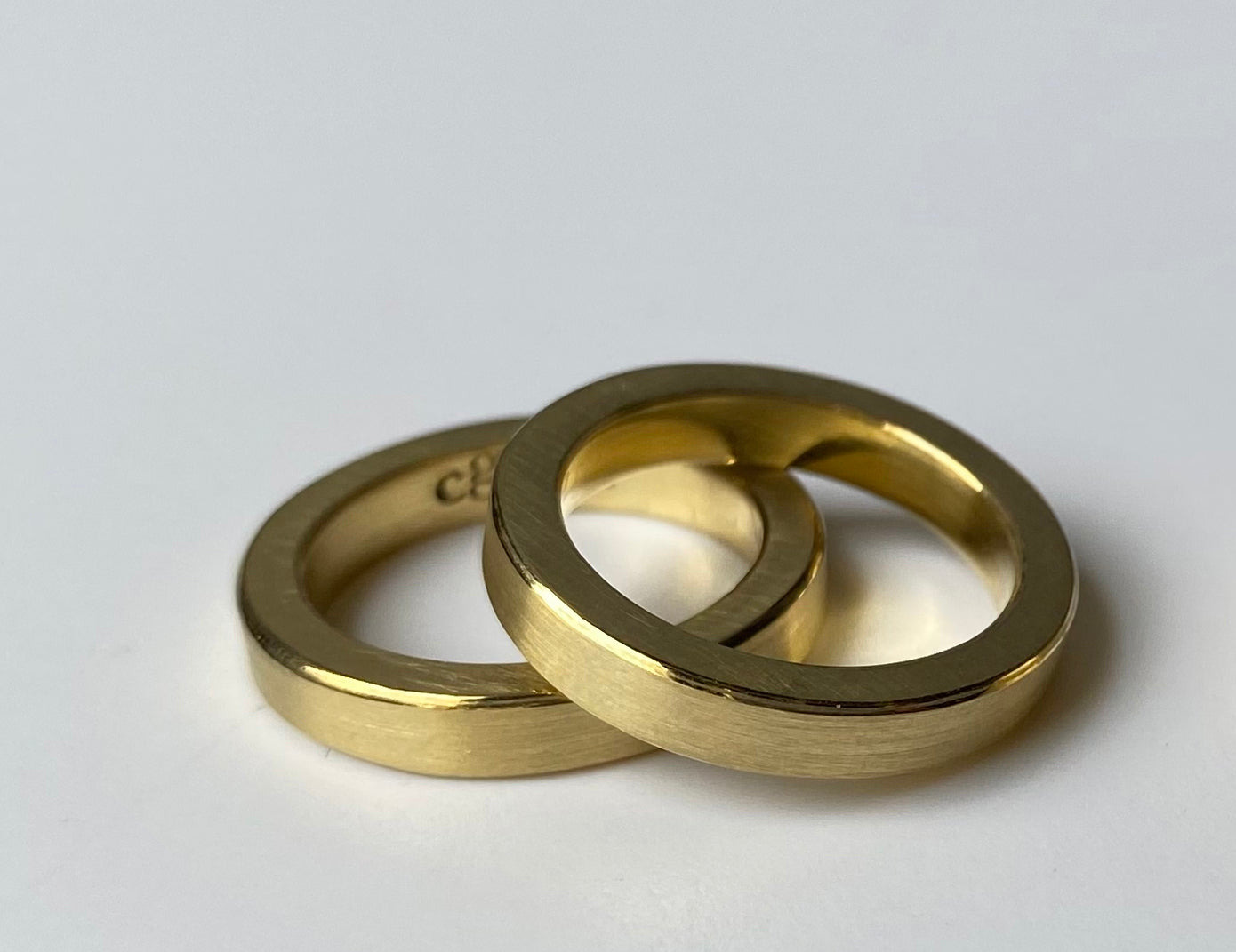 Gore – Gold Band