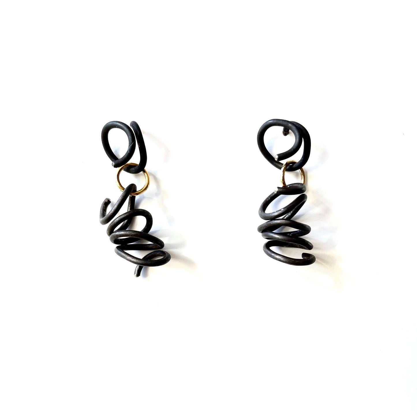 Coily Dangle Inline posts