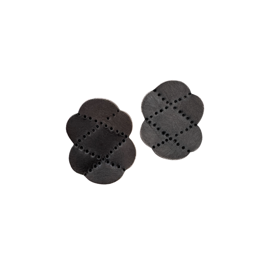 Scalloped & Faceted Earrings - Medium Criss Cross Posts