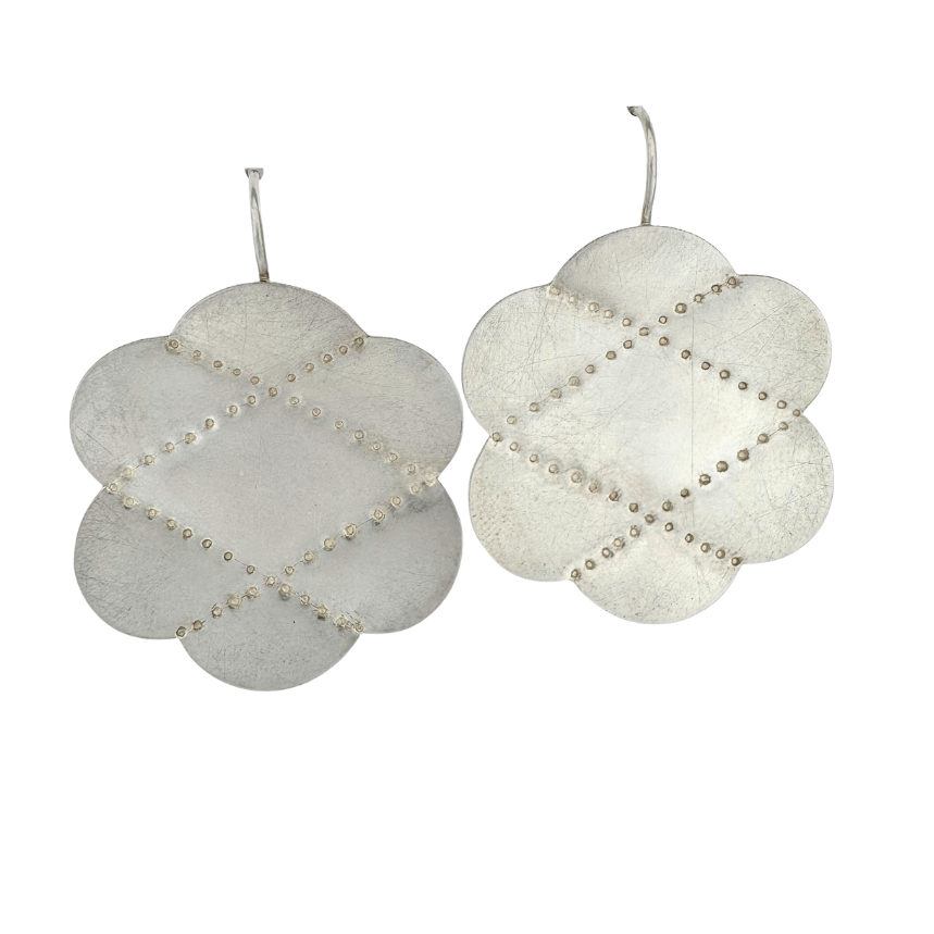 Scalloped & Faceted EARRINGS: Large Criss Cross FW