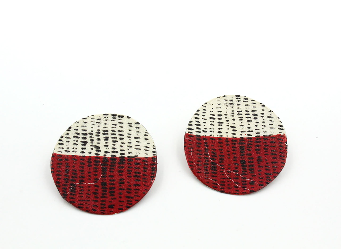Dash + cream + red