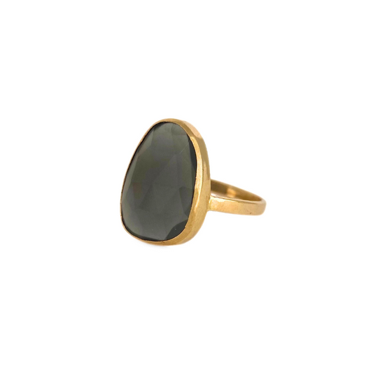 14kt Yellow Gold Rose Cut Chalcedony Ring