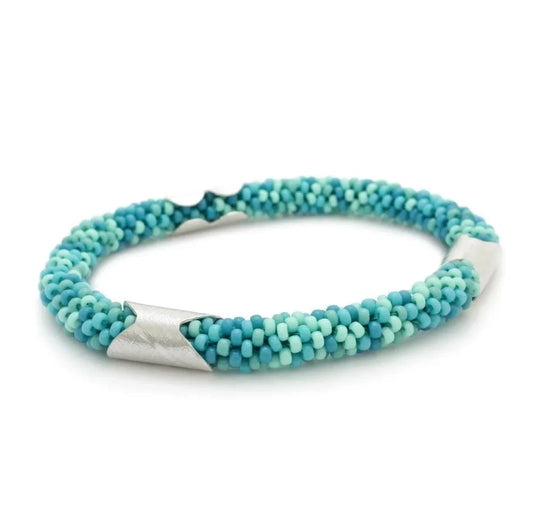 Woven elastic bracelet