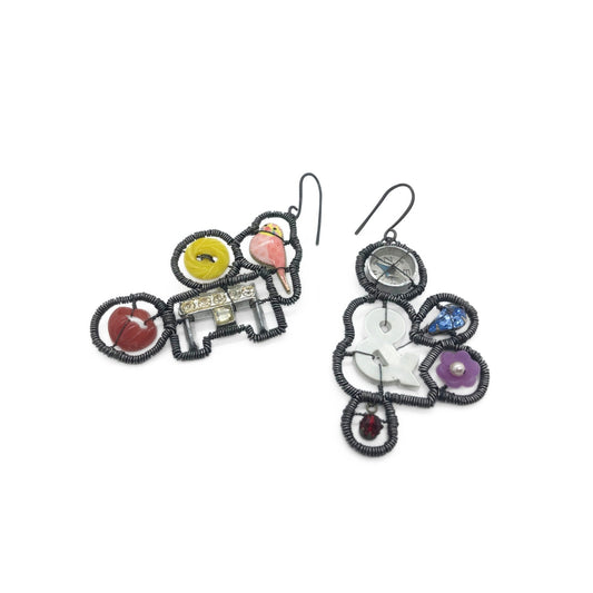 My Life as an Earring, Ampersand