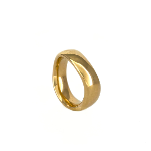 14kt Gold Curved Band