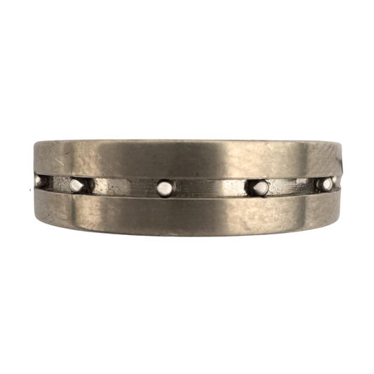Titanium - natural brushed finish with stainless balls in center channel