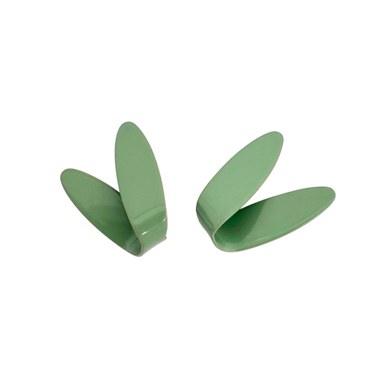 Folded Slide Studs, sm  – willow