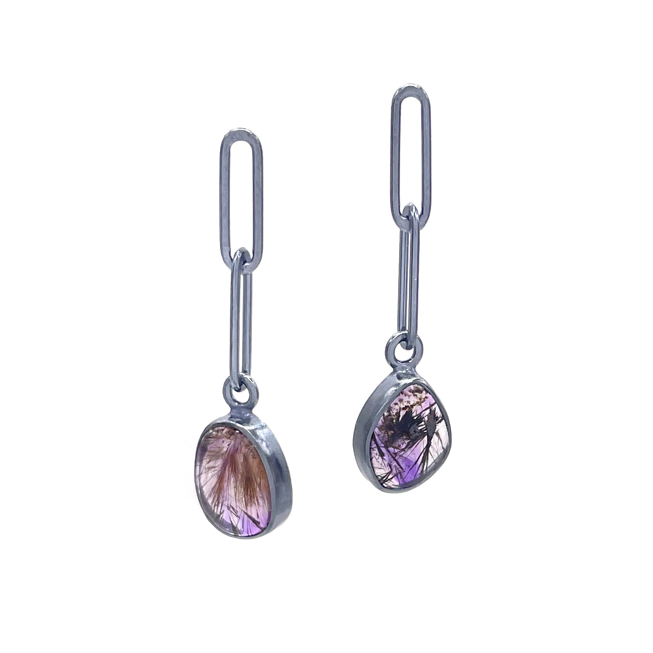 Mini Link Amethyst Earrings
