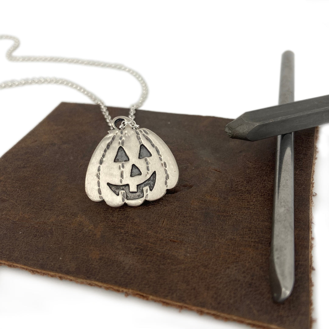 Jack o'lantern Charm, Wednesday, October 30, 5:30-8pm, one session