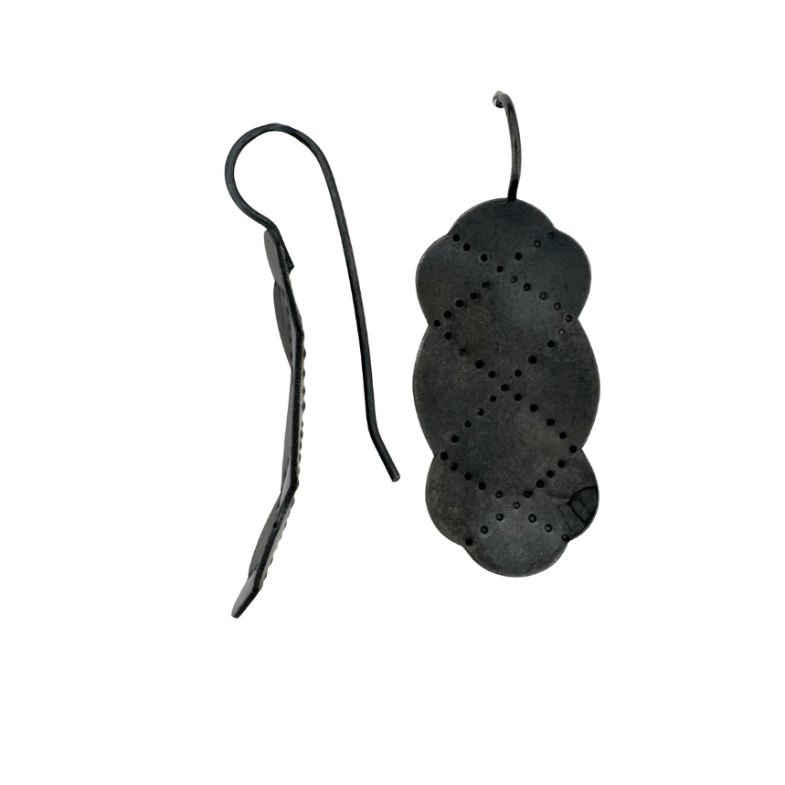 Scalloped & Faceted Earrings - Long Criss Cross FW