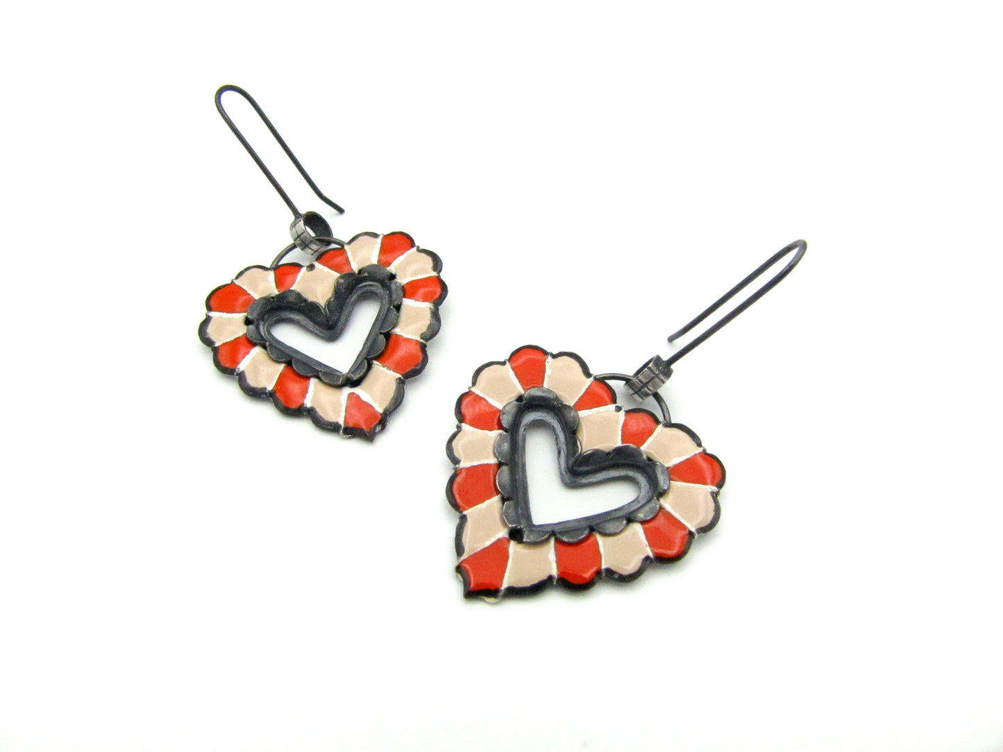 Laal Paan/ red heart MAX earrings