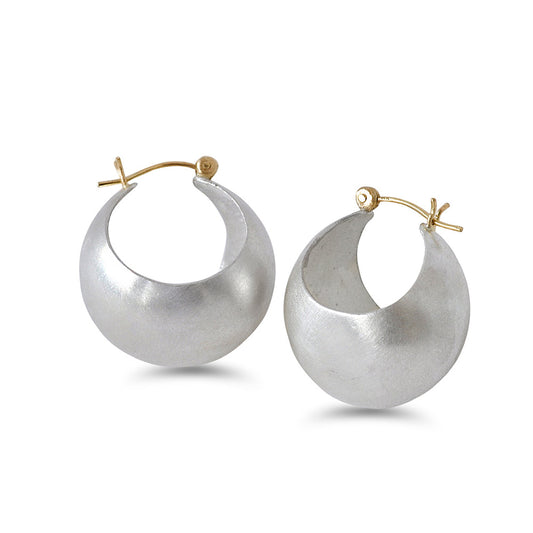 Pearl Cut Out Baubles