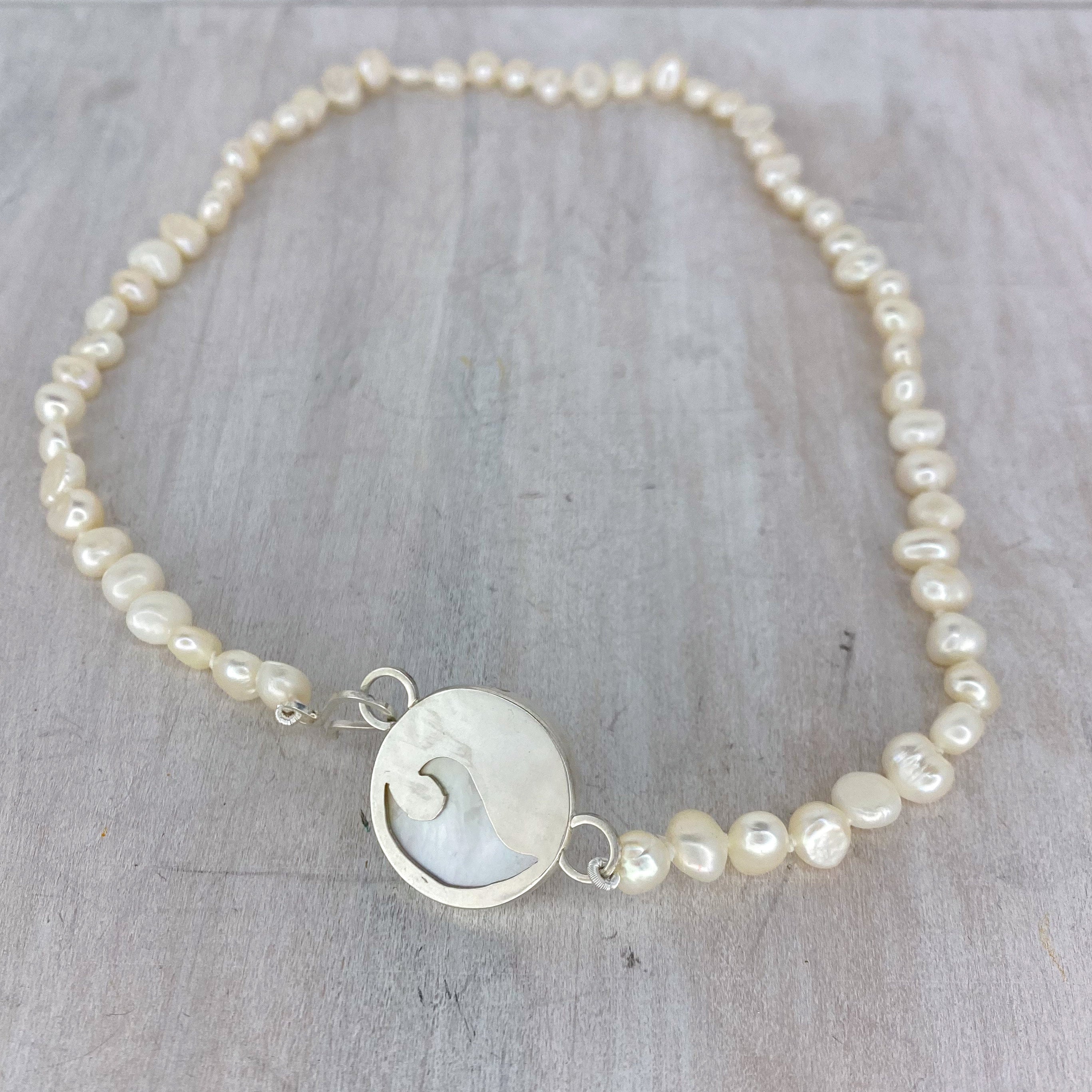 Cultured Mabe Pearl and Leather Cord Pendant Necklace - White Orb – GlobeIn