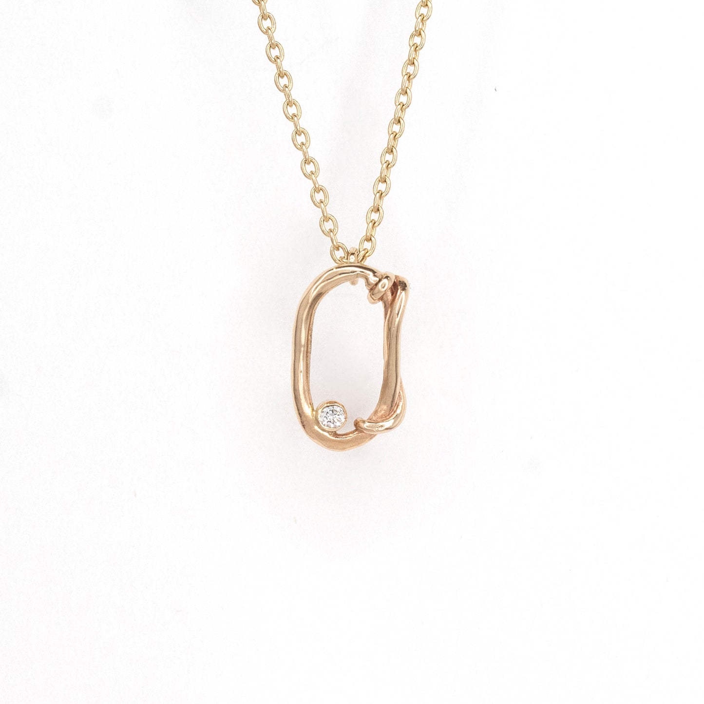 14k Vertical Oval Link Yellow or White Gold Necklace with Diamond