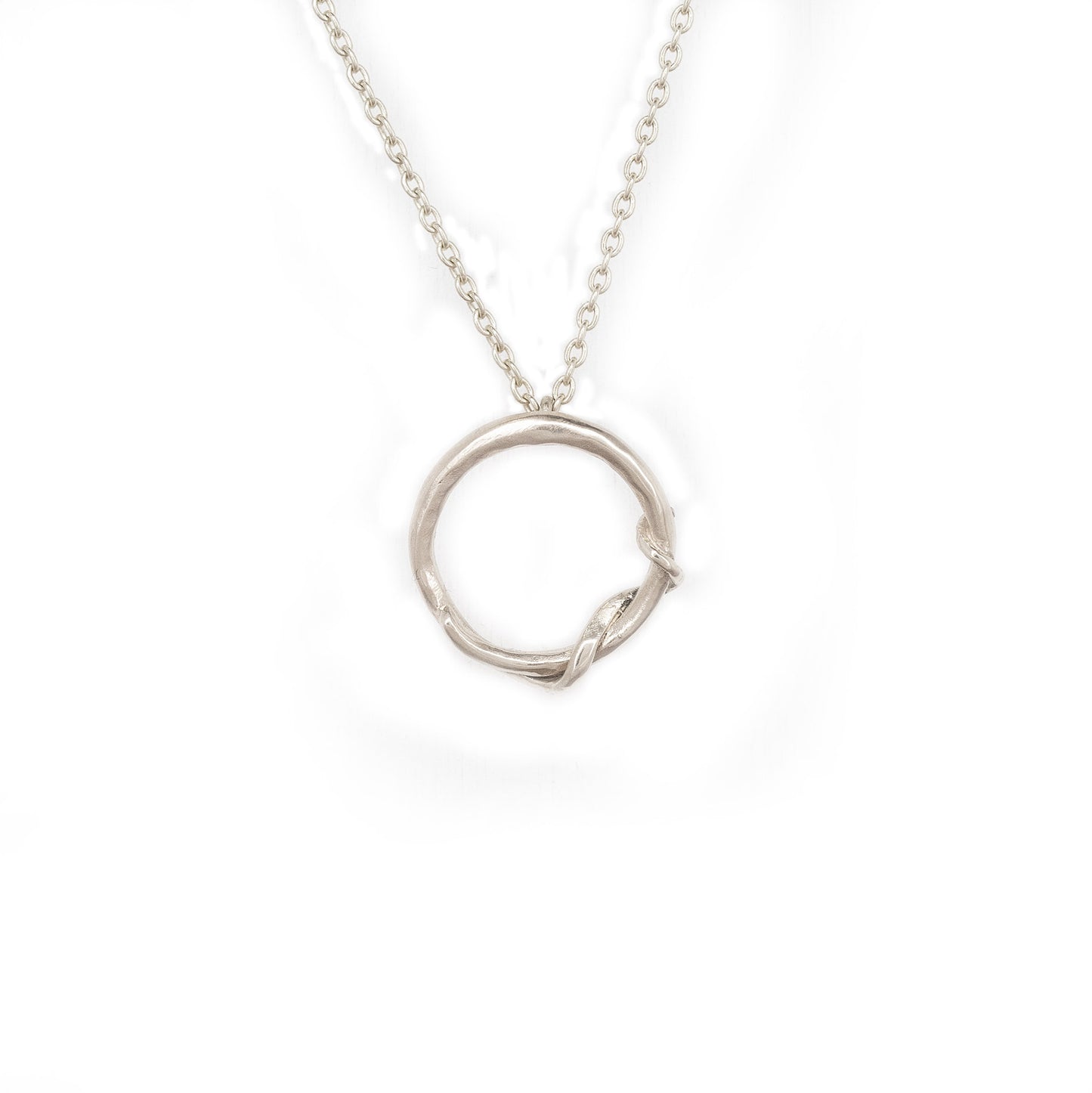 14k Small Circle Link White or Yellow Gold Necklace